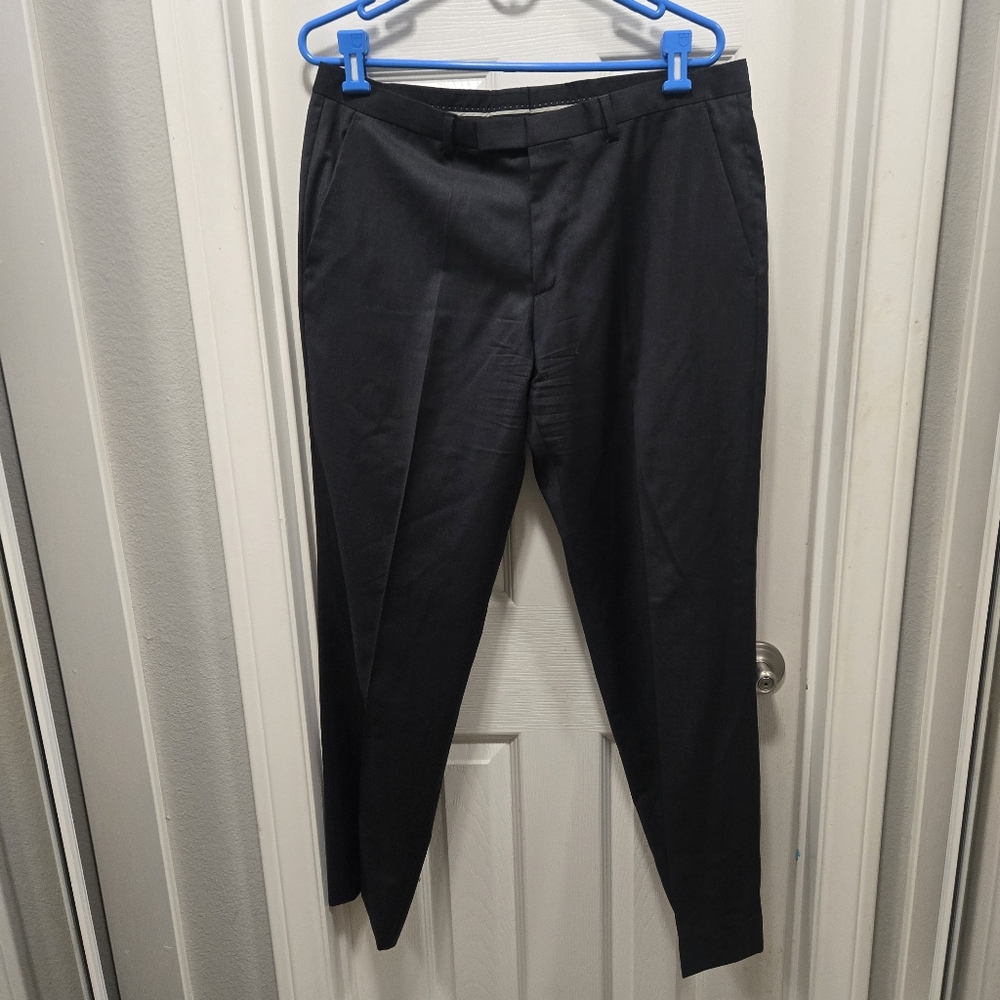 Hugo boss virgin wool Men's dark gray Pants size 34x30